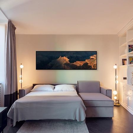 Hl Luxury Duomo Apartment - Via Torino, Montenapoleone ミラノ エクステリア 写真