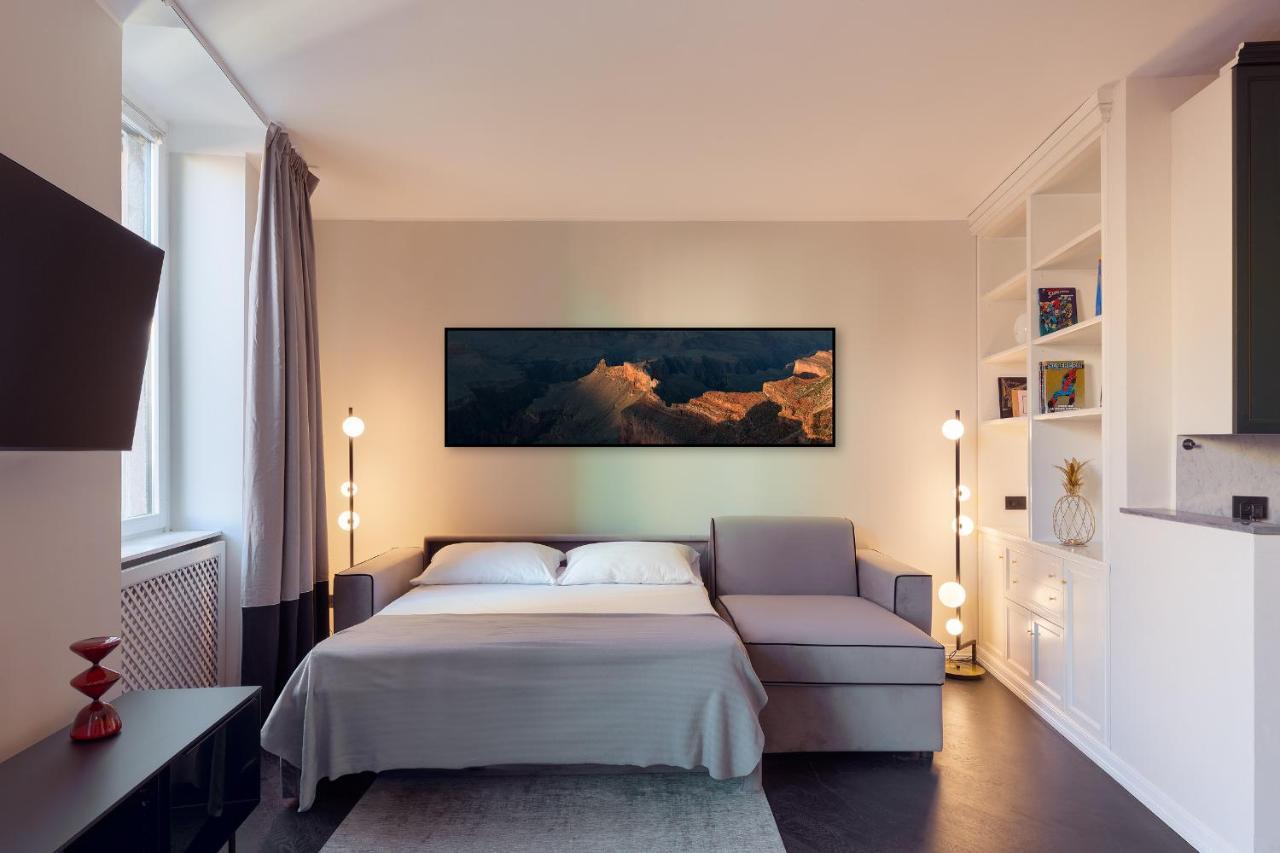 Hl Luxury Duomo Apartment - Via Torino, Montenapoleone ミラノ エクステリア 写真