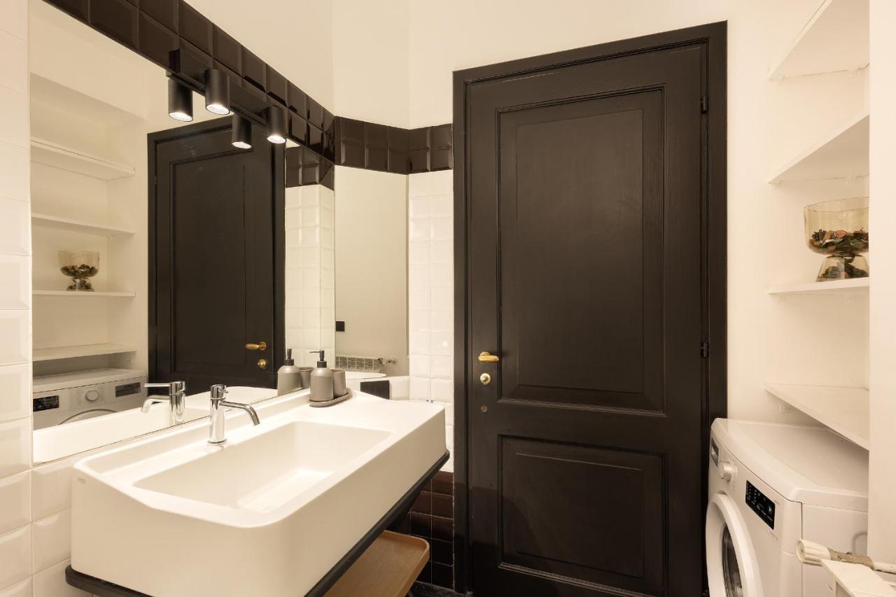 Hl Luxury Duomo Apartment - Via Torino, Montenapoleone ミラノ エクステリア 写真