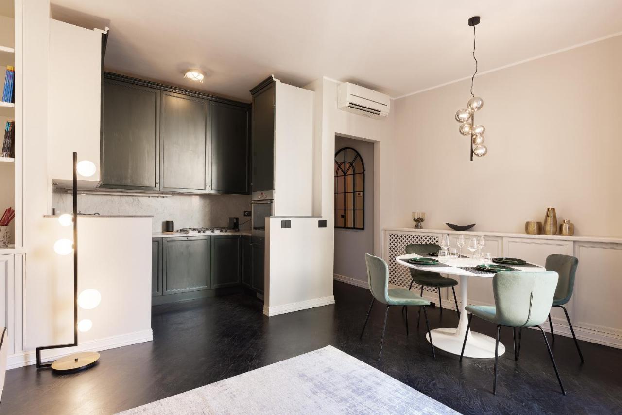 Hl Luxury Duomo Apartment - Via Torino, Montenapoleone ミラノ エクステリア 写真