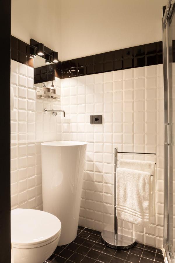 Hl Luxury Duomo Apartment - Via Torino, Montenapoleone ミラノ エクステリア 写真